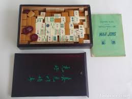 En sus inicios los juegos de mahjong eran simples juegos de naipes, pero con el paso del tiempo se han ido modernizando, primero pasando a juego de mesa con fichas y. Antiguo Juego De Mesa Chino Mah Jong Mahjong Fi Vendido En Venta Directa 198154307