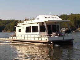 When you pilot one of these luxury vessels, you are in control. Dale Hollow Lake Houseboats For Sale Dhlviews