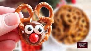 rolo pretzel reindeer