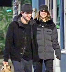 Pattinson also has several projects in the works, the most anticipated being netflix's the king, which will see him star opposite timothée chalamet. Suki Waterhouse And Robert Pattinson Out In London 12 23 2019 Hawtcelebs