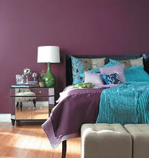 Bedroom Décor In Purple