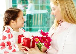 Mothers Day Speech in HIndi       Mothers day Hindi Essay for Mom       Best