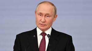 Ex-Vladimir Putin ally threatens London with nukes: Report | World News -  Hindustan Times
