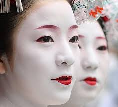 cómo maquillarte como una geisha 11 pasos