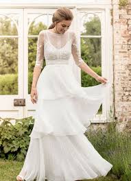 Das perfekte hochzeitskleid für jede frau. Schlichte Brautkleider Schlichte Hochzeitskleider Elegant Puristisch Edel
