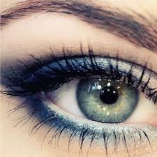 mascara for blue green eyes
