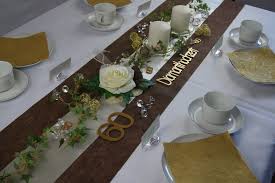 Hochzeiten gelten immer als etwas besonderes, egal ob es sich um frisch vermählte handelt oder ob es paare betrifft, die bereits jahre bzw. Vliesband Braun 30cm Tischband Shop