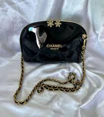 chanel new beauty pouch black 139