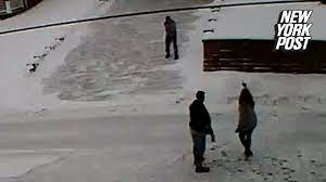 Video shows snow shoveling fight that ...