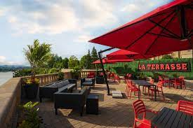 8 Best Rooftop Bars In Ottawa By The