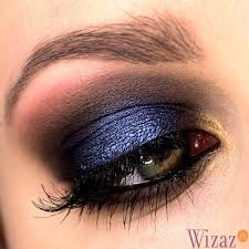 eyes pop with navy blue eye makeup