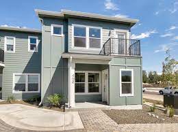 townhomes for in garden city id