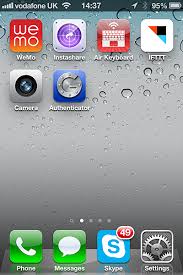 how to organize your iphone apps with