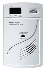 What plug in carbon monoxide detector to buy? Co614b Plug In Carbon Monoxide Alarm With Digital Display
