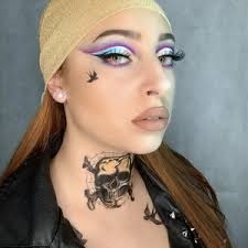 beauty makeup artist