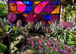 Sarasota Offers Gardens Glass