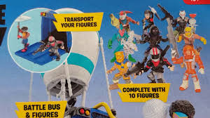 Equipped with its hot air balloon, the iconic fortnite battle bus stands 34cm tall, the perfect centrepiece for your battle royale collection. Toy Fortnite Battle Royale Collection Battle Bus Deluxe Edition Youtube