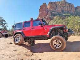Butler auto group has provided a general cost guide, but you will need to contact one of our proper lift kits can be divided into two categories: How Much Does It Cost To Lift A Jeep In 2021 Diy Or Professional Which One Good Budget Time Quality