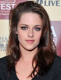 I'm very happy with the quality of this wig at this price point and looking. Dark Brown With Auburn Highlights See Kristen Stewart S Hair Evolution Popsugar Fashion Uk Photo 6