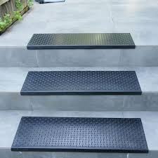 non slip rubber tread stair mats