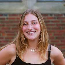 OMG! I'm a sociology major at Tufts University in Scarsdale, New York! - Kate  Nova