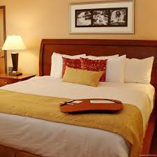 Our hotel is located next to the lucky lil's casino as well as near the daly mansion. Quality Inn Hamilton United States Of America At Hrs With Free Services