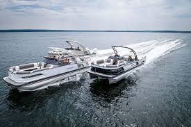highest quality luxury pontoon boats