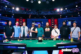 main event final table set