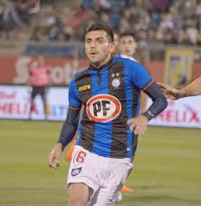 A win for one team, a win for the other team or a draw. File Universidad Catolica Huachipato 2018 05 05 Jose Bizama 01 Jpg Wikimedia Commons