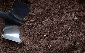 premium hardwood bark mulch