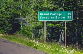 File Grand Portage Canadian Border Distance Mileage Sign