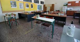 Έτσι, σύμφωνα με τις ανακοινώσεις, τα σχολεία όλων των βαθμίδων ολόκληρης της χώρας θα μείνουν κλειστά για δύο εβδομάδες (από τις 16 μαρτίου έως τις 29 μαρτίου) και οι μαθητές θα επιστρέψουν. 59 Kleista Sxoleia Kai Tmhmata Logw Koronoioy H Efhmerida Twn Syntaktwn