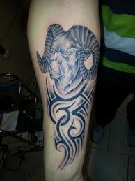 Tetování znamení beran | fotogalerie motivy tetování. Maxim Tattoo Galerie Tattoo Black And White