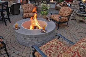 Outdoor Kitchen Islands Fire Pits