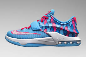 Great kevin durant shoes come with affordable amount up to 49% at official authorized nike shoes online store, fast shipping all the time! Summer Curry Girls Kevin Durant Shoes
