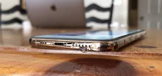 What to do if your iphone gets wet? Water In Your Iphone S Speaker This Shortcut Can Get It Out Ios Iphone Gadget Hacks