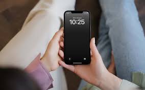 is your iphone lock screen black 9