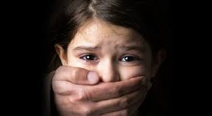 ما هو الاعتداء الجنسي على الأطفال ؛ أسبابه وعلاجه