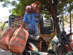 I wish to be receiving article on your content. Lpg Gas Cylinder Price Lpg Cylinder Prices Cut Sharply Second Price Reduction In Two Months The Economic Times