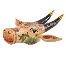 Meshilp Wooden Cow Head Wall Hanging