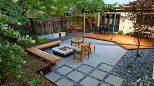 Updating your home's landscaping is a great way to increase the value of your property and create outdoor spaces for transform your backyard or front yard design with these ideas, tips, and projects updated 4/17/20. 16 Captivating Modern Landscape Designs For A Modern Backyard