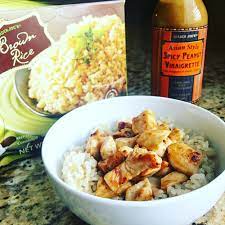 peanut sauce en rice bowls