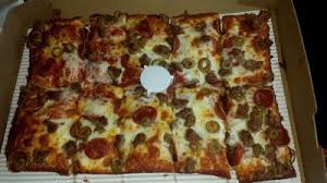 Create your own pizza with your choice of crust, sauce, & premium quality ingredients. Jets Pizza Review New Hope Mn Burgers Dogs Pizza Oh My Jets Pizza Pizza Review Minnesota Food