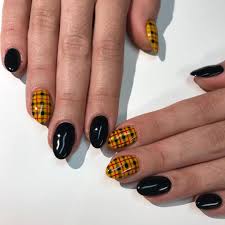 We've rounded up 25 simple nail designs that you could even recreate at home. 35 Fall Nail Art Ideas Nail Designs For Autumn 2020 Allure