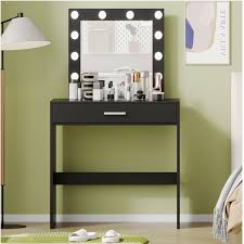 reettic vanity table with lighted