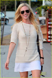 photo 420605 brittany snow pictures