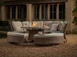 Firepit Dining Table