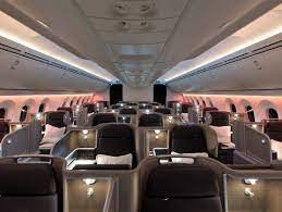 qantas unveils its first 787 9 dreamliner