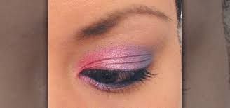 dramatic pink and blue eyeshadow look