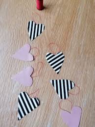 simple paper valentines hearts